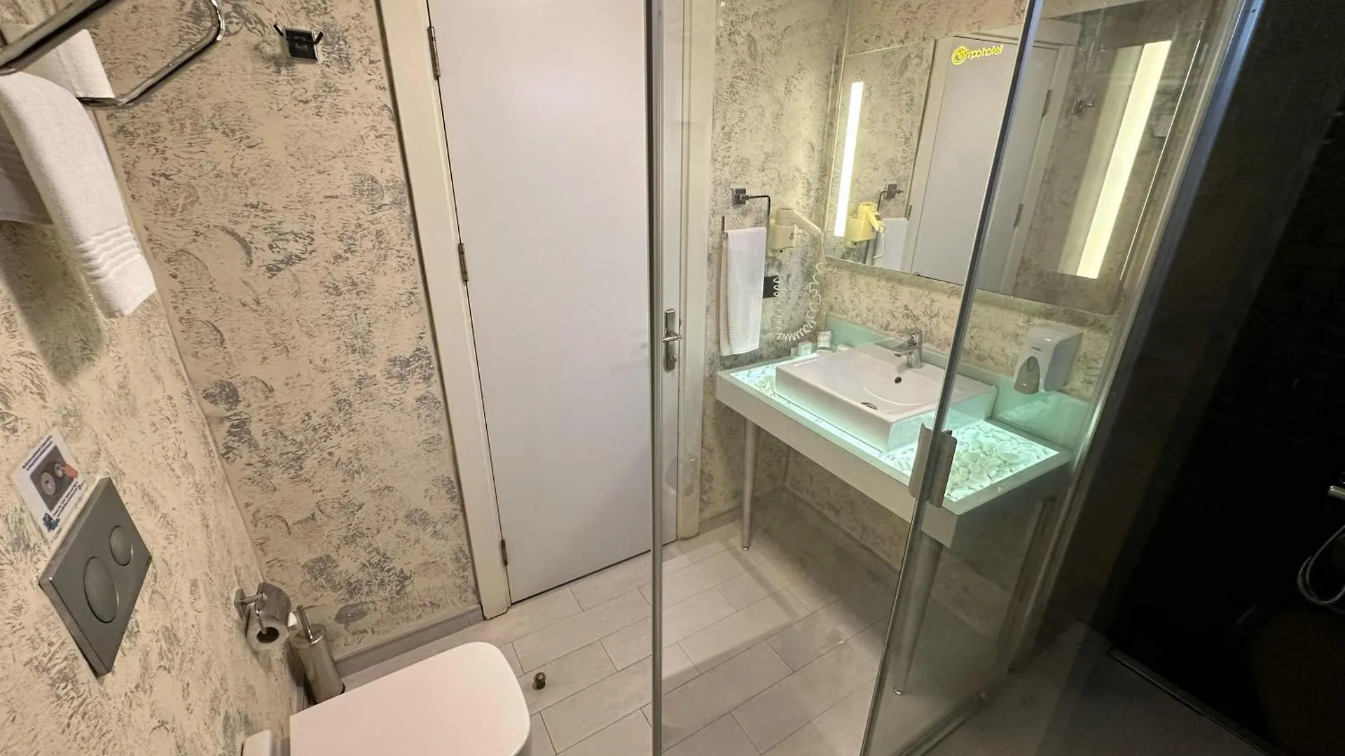 *** Hotel Tempo Suites Airport Istanbul Turkey