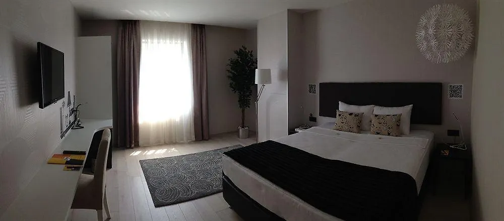 Tempo Suites Airport Istanbul Hotel